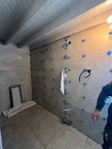 Photo de galerie - Salle de bain au complet carrelage 
