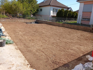 Photo de galerie - Preparation de terrain et engazonnement 