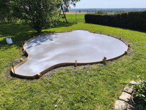 Photo de galerie - Création dalle pour piscine autoportée 