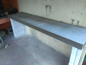 Photo de galerie - Plan de travail en béton coulé dans cuisine d'été 