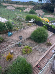 Photo de galerie - Jardinage et désherbage 