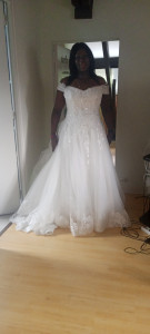 Photo de galerie - Mise à la taille d'une robe de mariée