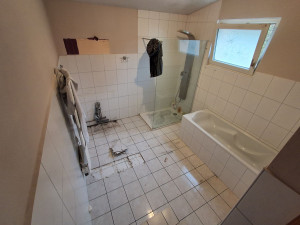 Photo de galerie - Bricolage et multi services