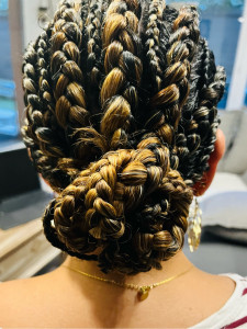 Photo de galerie - Joli chignon 