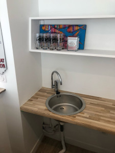 Photo de galerie - Installation évier et robinet 