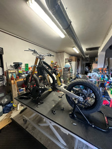 Photo de galerie - Réparation vélo - moto