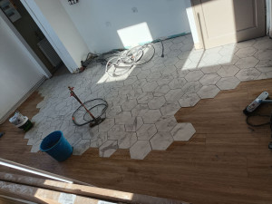 Photo de galerie - Pose carrelage et parquet en déco
