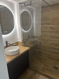 Photo de galerie - Douche nickel