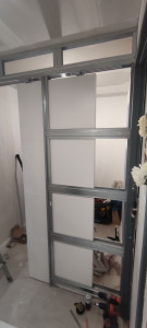 Photo de galerie - Pose porte a galandage 