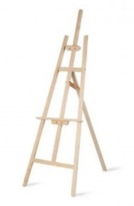 Photo de galerie - Location chevalet en bois 

Présentoir idéal pour mettre en valeur vos  vos réceptions,  BABY SHOWER, ANNIVERSAIRE, MARIAGE, salons, événements... Ce chevalet en bois est légé et pliable.

- Hauteur :158cm
- Largeur support tableau :58cm
- Largeur bas du 