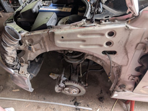 Photo de galerie - Remplacement aile, triangle, amortisseur 