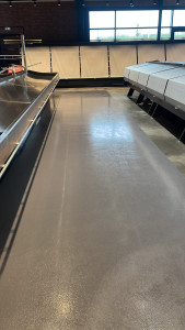 Photo de galerie - Nettoyage complet d’un magasin : sols, surfaces, escaliers et espaces communs.