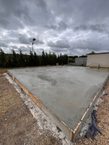 Photo de galerie - Dalle béton avec terrassement 