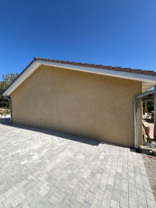 Photo de galerie - Photo, après mise en peinture et habillage, tôle pré plaquer