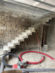 Photo de galerie - Escalier brut décoffré