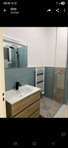 Photo de galerie - Salle de bain parfaitement nettoyée et désinfectée.