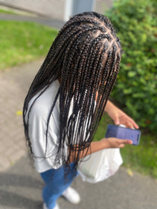 Photo de galerie - Knotless braids 60€