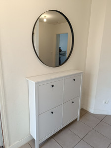 Photo de galerie - Meuble chaussures/ miroir