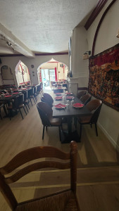 Photo de galerie - Après qu'on a posé les parquets et 
les plaintes en plus on a fait les peintures 