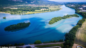 Photo de galerie - Prises de vues aériennes en drone et retouche photo/vidéo 