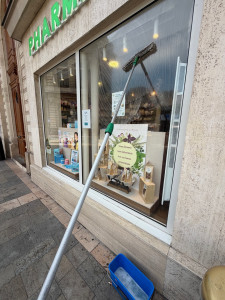 Photo de galerie - Nettoyeur de vitres