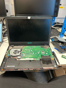 Photo de galerie - Dépannage.