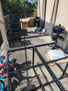 Photo de galerie - Montage d' un salon de terrasse en kit  