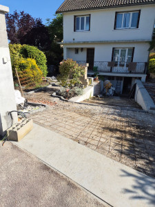Photo de galerie - Réalisation portail coulissant et entrée 