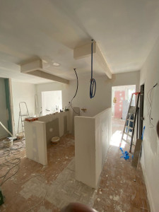 Photo de galerie - Faux plafond et séparation de cloison 