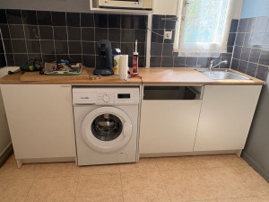 Photo de galerie - Installations de meubles et le plan de travail 