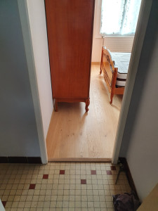 Photo de galerie - Pose de parquet massif flottant 