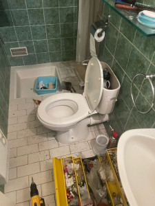 Photo de galerie - Changement toilettes sur vieille installation