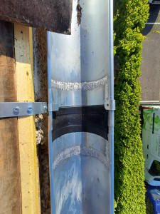 Photo de galerie - Pause de crochet et gouttière avec dilatation 