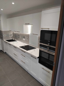 Photo de galerie - Une de mes montages pose cuisine avec crédences électroménager plan de travail évier tout complet