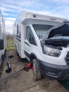 Photo de galerie - Nettoyage Fap et catalyseur et remplacement de l’étrier arrière gauche électronique grippé avec effacement de tous les Dtc car le camping car étais en mode dégradé. 