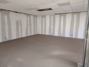 Photo de galerie - Réalisation placoplâtre avec ossature + isolation + bande a joint 