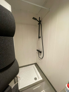 Photo de galerie - Changement de la colonne de douche