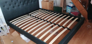 Photo de galerie - Montage de 2 lits de deux places