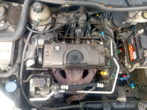 Photo de galerie - Mécanicien auto 