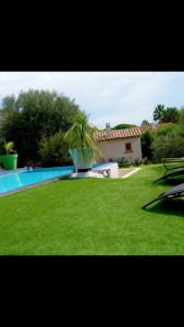 Photo de galerie - Pose de gazon synthétique 