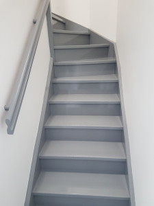 Photo de galerie - Après - peinture  freitasol -gris castor seigneurie. Après ponçage+ nettoyage.