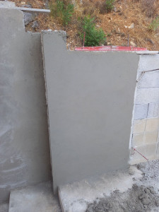 Photo de galerie - Petit maçonnerie enduit montage d'agglo béton 