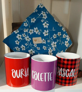 Photo de galerie - Création d objets personnalisés comme des mugs avec une inscription