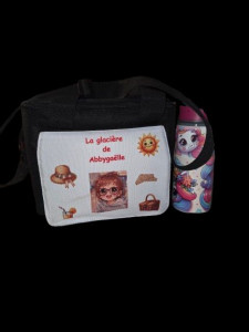 Photo de galerie - Personnalisation d'une glacière et sa gourde. 