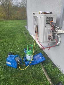 Photo de galerie - Climatiseur rajouter du gaz dans la climatisation 