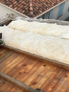 Photo de galerie - Pose d’isolation laine de verre