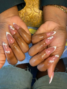 Photo de galerie - Pose ongle et construction gel