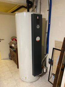 Photo de galerie - Installation d’un ballon thermodynamique 200l  de la marque Thermor