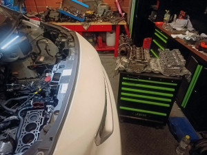 Photo de galerie - Peugeot Expert 2.0 BlueHDi : remplacement de la culasse, du kit de distribution complet
Radiateur EGR et boîtier d’eau motorisé  remplacés à titre préventif.