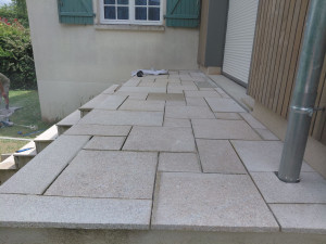 Photo de galerie - Granit en pose opus romain 